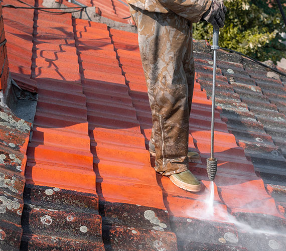 Démoussage à Breux-Jouy (91650) dans l'Essonne (91)