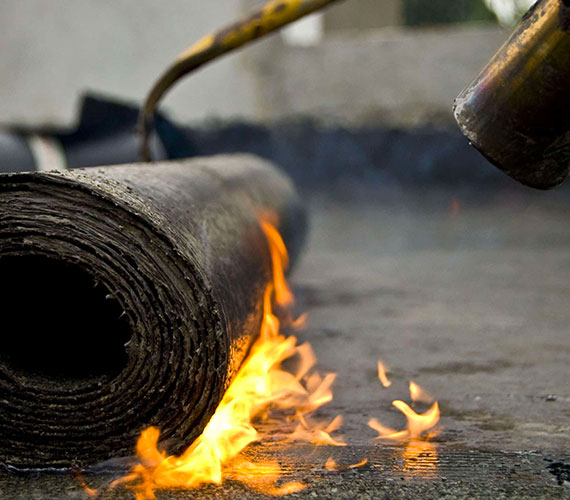 Détection et réparation de fuite sur toiture à Breux-Jouy (91650) dans l'Essonne (91)